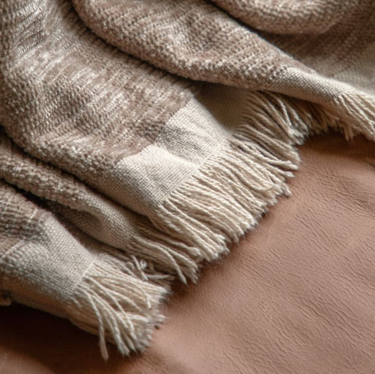 Haven Chenille Throw – Natural