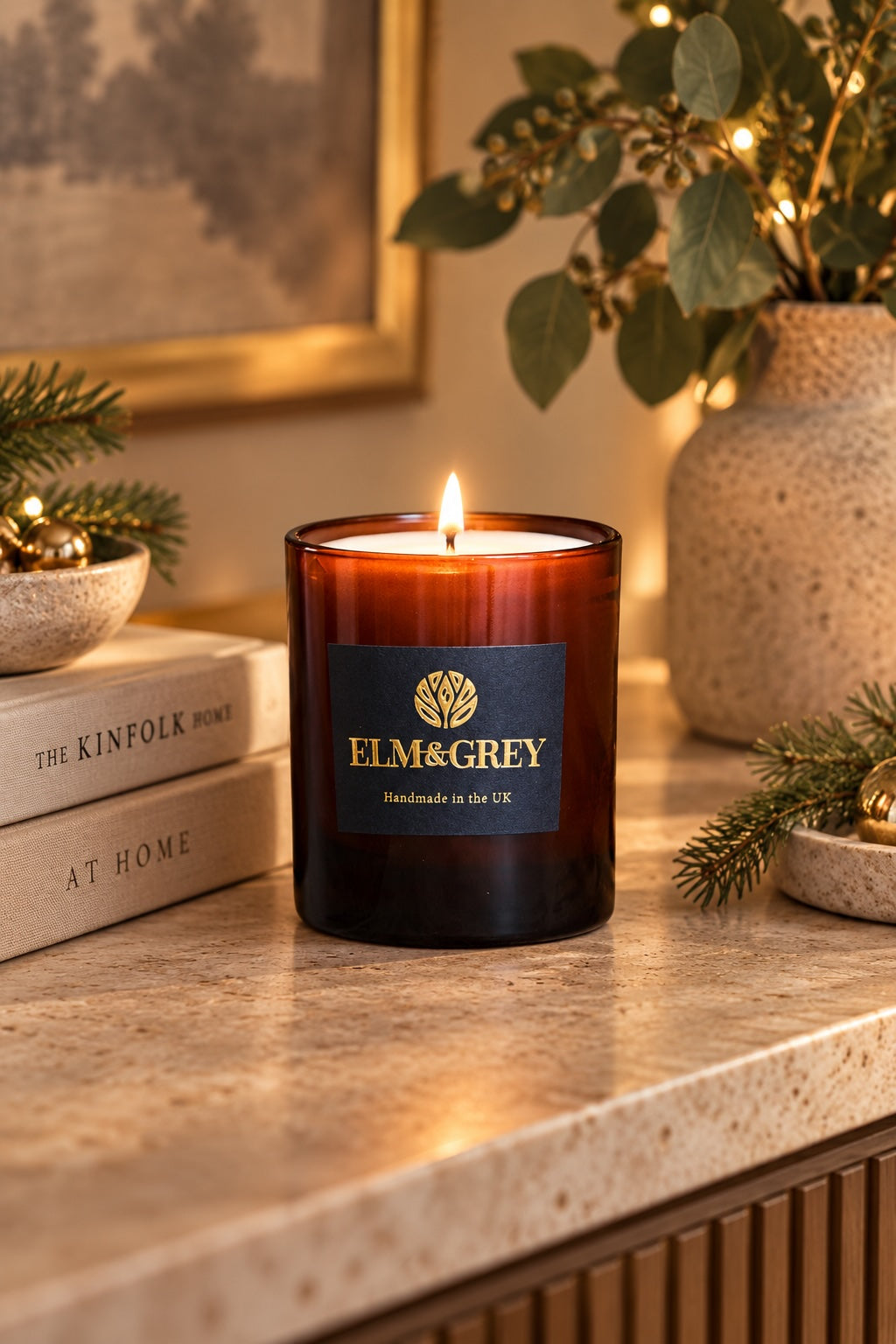 Ginger Spice, Cinnamon & Rich Maple Luxury Scented Candle - 220g