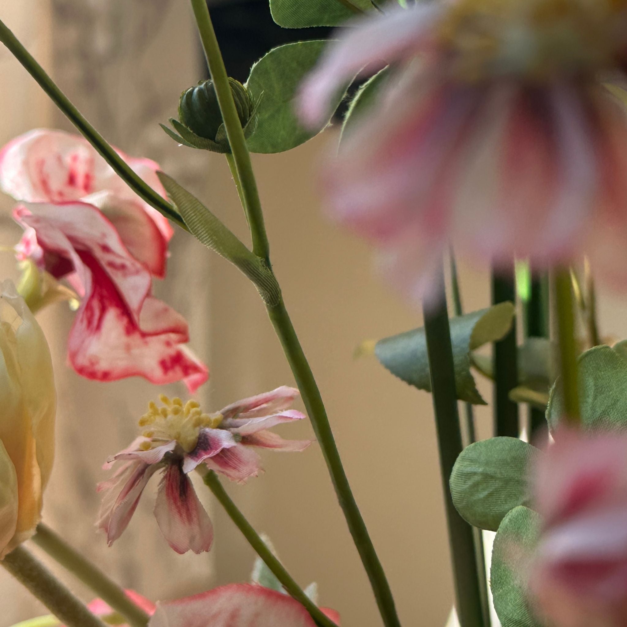 meadow faux flower arrangement lifestyle closeup elmandgrey