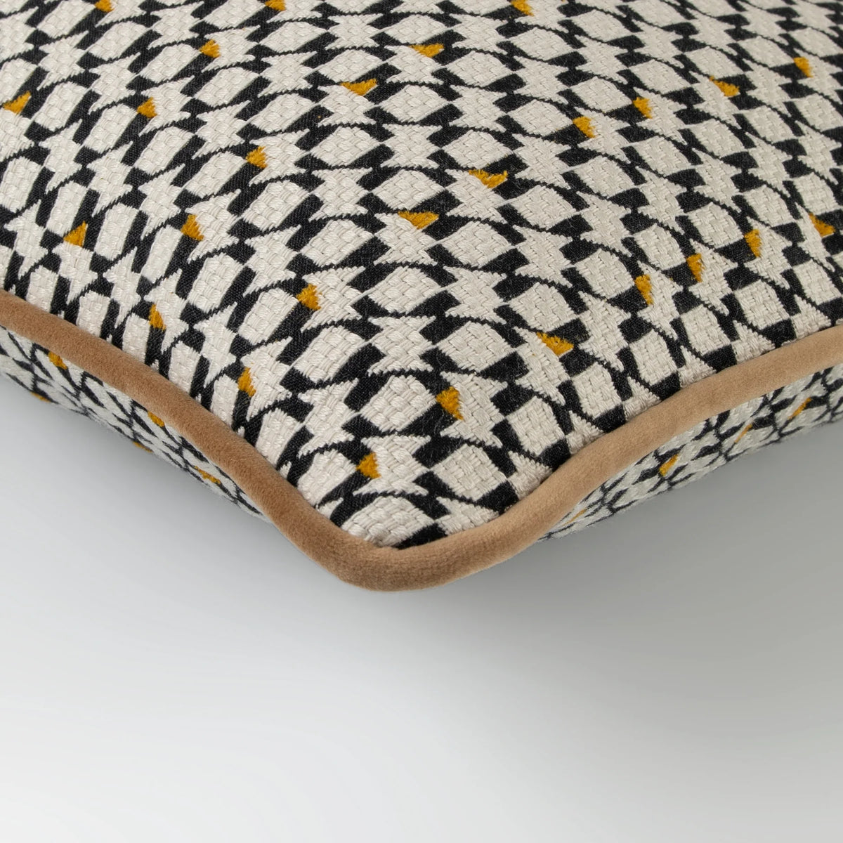 Bouclé, Onyx, Pearl & Citrine Curated Cushion Set