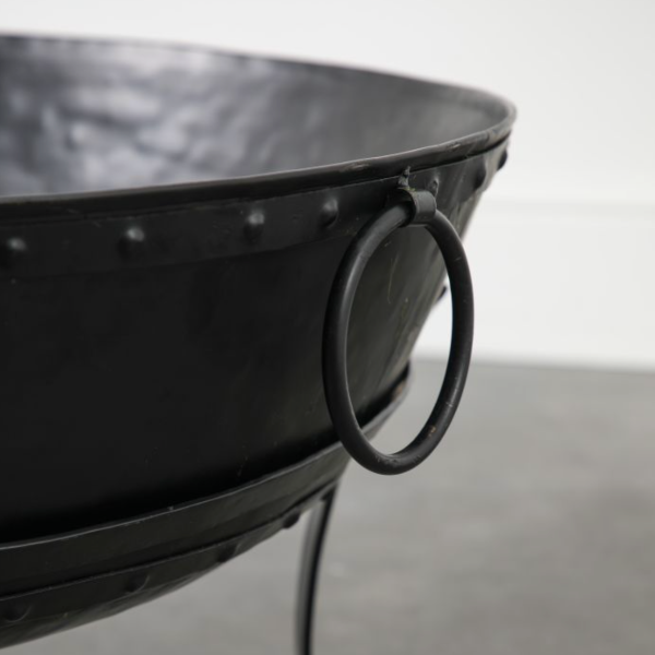 Firepit close up