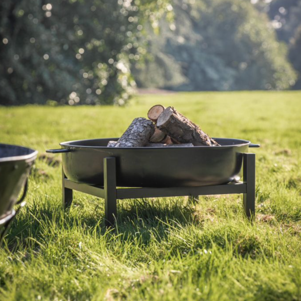 ContemporaryFirepit  Lifestyle