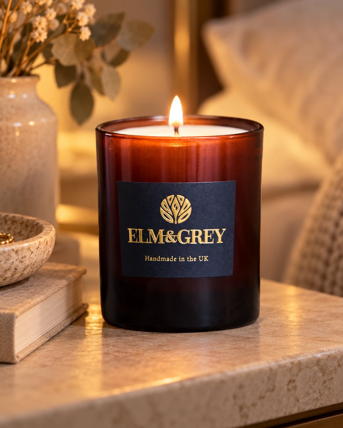 Ginger Spice, Cinnamon & Rich Maple Luxury Scented Candle - 220g