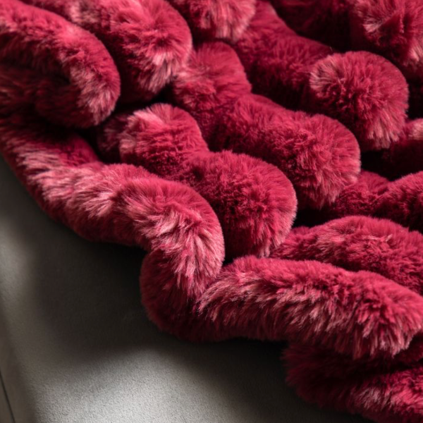 Luxe Cascade Faux Fur Throw Blanket in Merlot