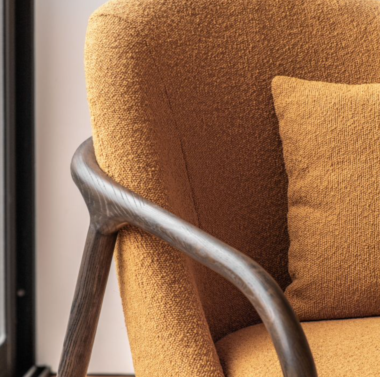 Sienna Curve Armchair