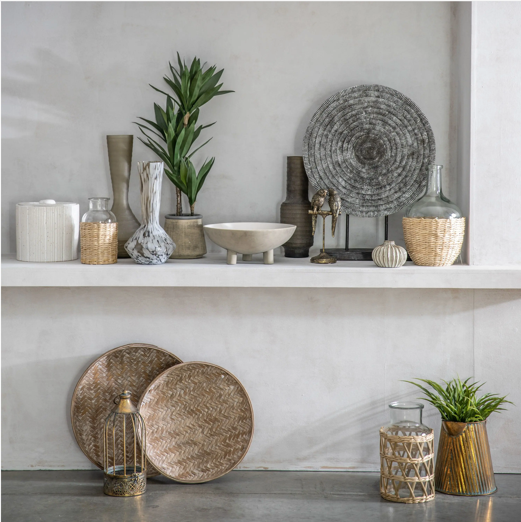 Aditya Glass Vase — Medium