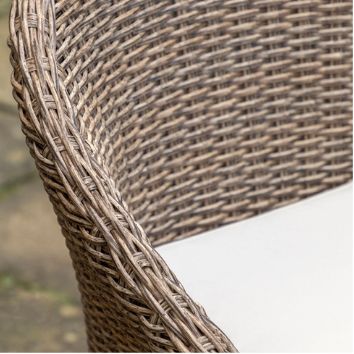 Solana 4 Seater Round Garden Dining Set – Natural Polyrattan & Acacia