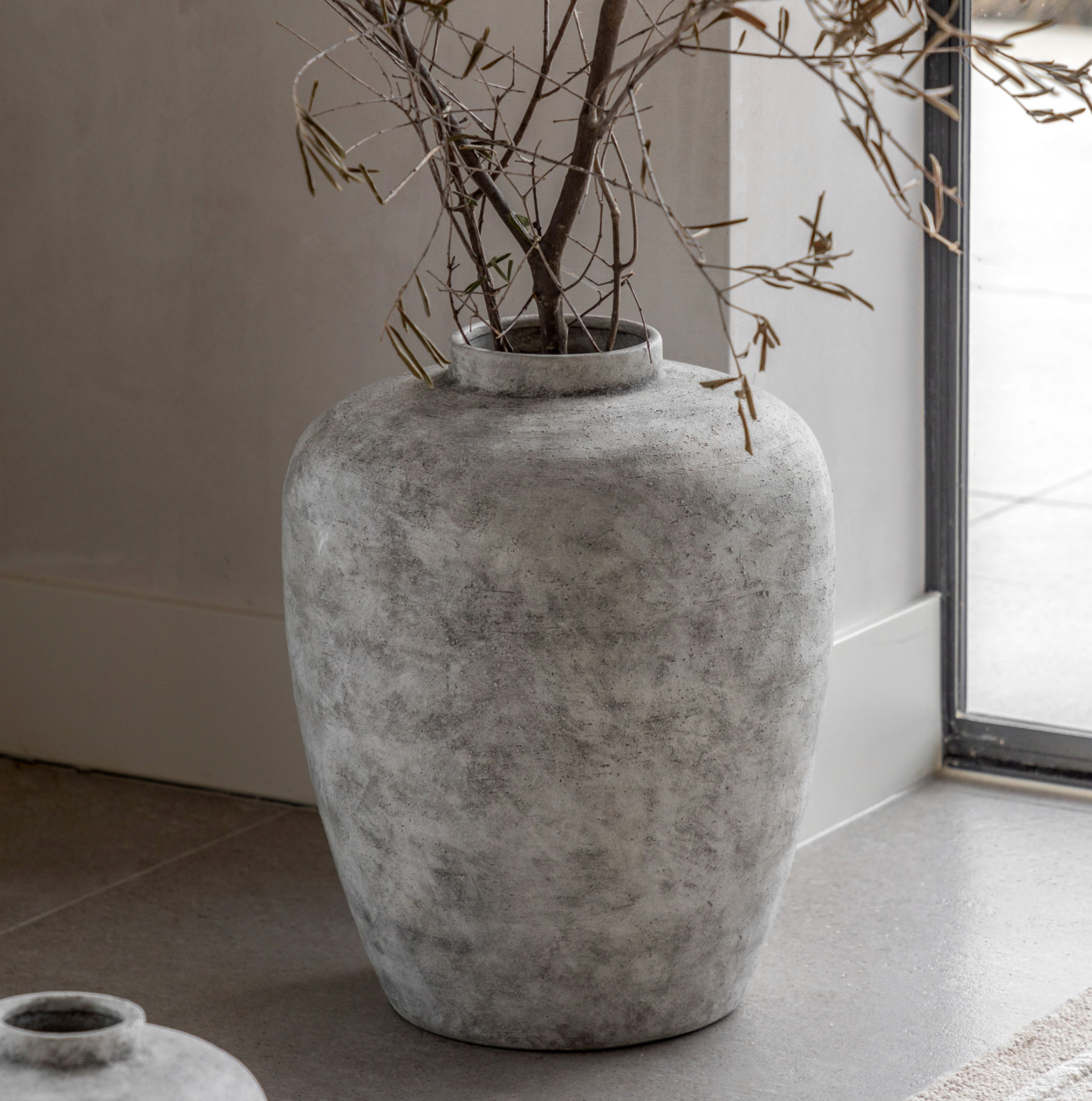 Teguise Ceramic Urn Vase — Large (Grey)