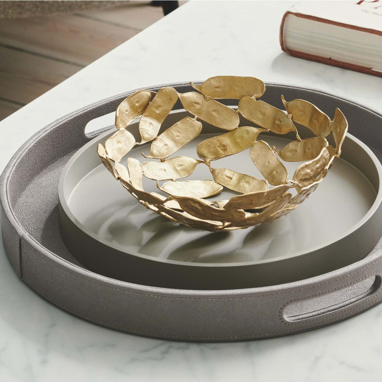 Bowl Recycled and on circular tray